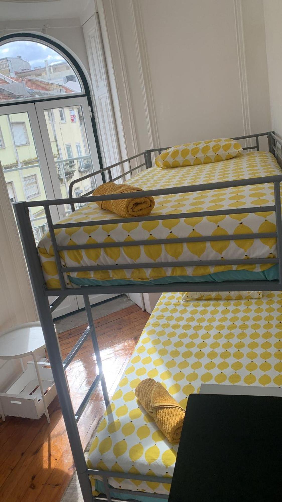 Garden Campo De Ourique Guest House - Hostel Lizbona Zewnętrze zdjęcie